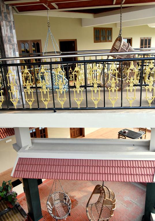 Jungle Palace Homestay 테카디 외부 사진