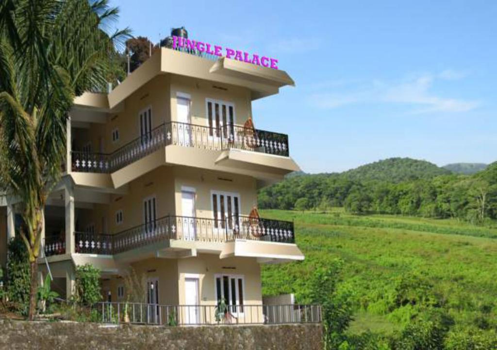 Jungle Palace Homestay 테카디 외부 사진