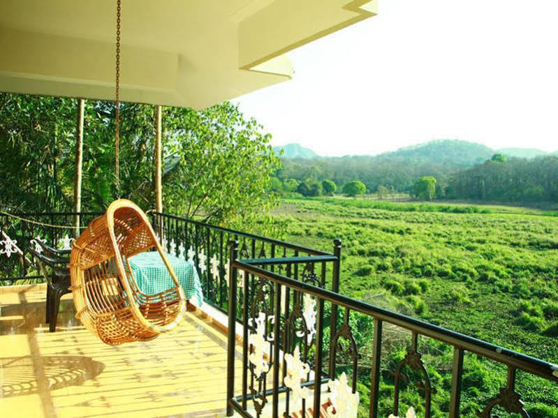 Jungle Palace Homestay 테카디 외부 사진